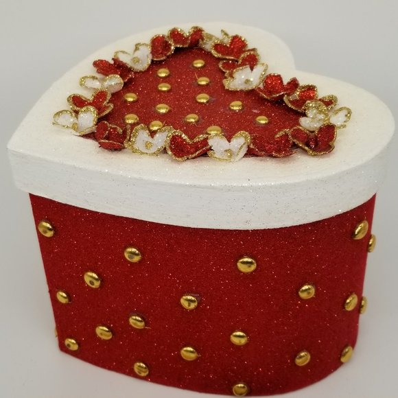 LARGE SPARKLY HEART GIFT BOX WITH GLITTER ROSES 8" - Picture 3 of 7